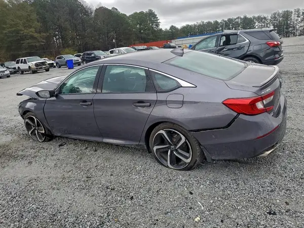 1HGCV1F3XJA233130 2018 HONDA ACCORD - Image 2