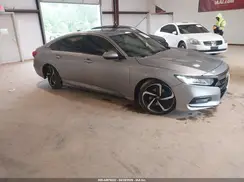 1HGCV1F3XJA233273 2018 HONDA ACCORD
