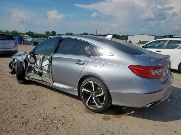 1HGCV1F3XJA235458 2018 HONDA ACCORD - Image 2