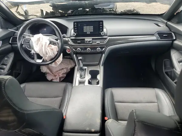 1HGCV1F3XJA240708 2018 HONDA ACCORD - Image 8