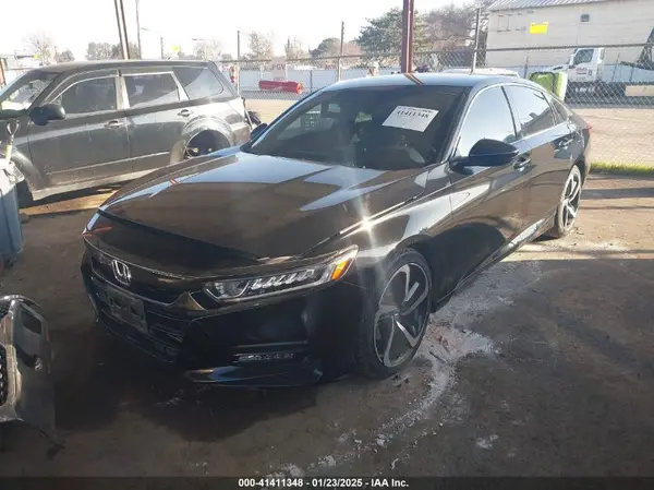 1HGCV1F3XJA242815 2018 HONDA ACCORD - Image 2