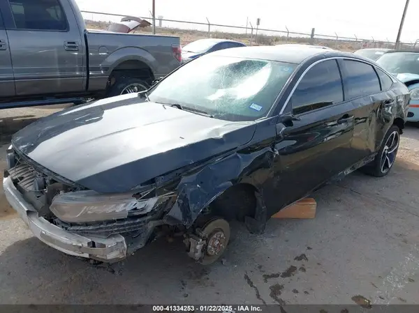 1HGCV1F3XJA243253 2018 HONDA ACCORD - Image 2