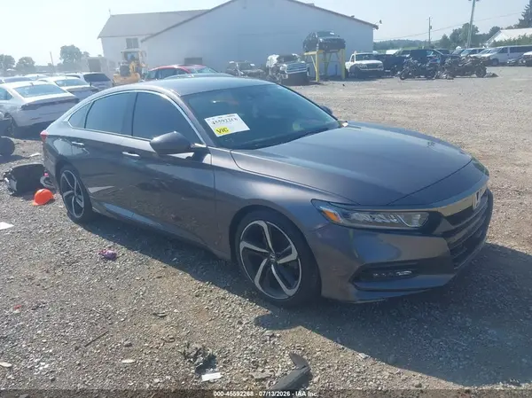 1HGCV1F3XJA243379 2018 HONDA ACCORD - Image 1