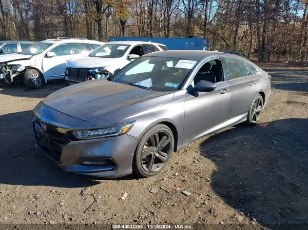 1HGCV1F3XJA249635 2018 HONDA ACCORD - Image 2
