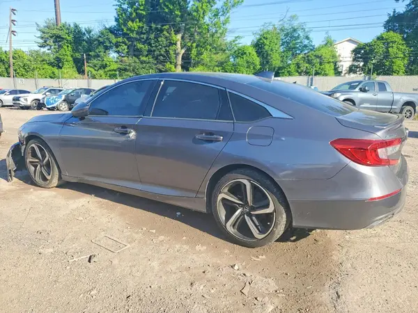 1HGCV1F3XJA250770 2018 HONDA ACCORD - Image 2