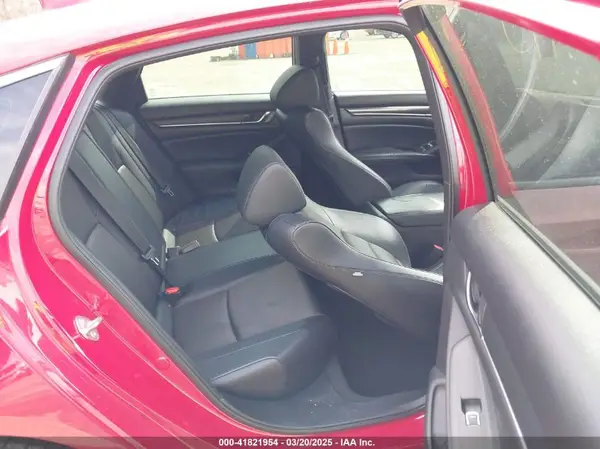 1HGCV1F3XJA257265 2018 HONDA ACCORD - Image 8
