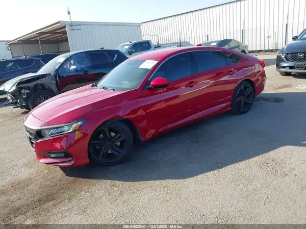 1HGCV1F3XJA261168 2018 HONDA ACCORD - Image 2