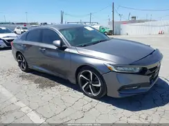 1HGCV1F3XJA262983 2018 HONDA ACCORD