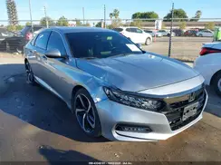 1HGCV1F3XJA265611 2018 HONDA ACCORD