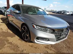 1HGCV1F3XJA266886 2018 HONDA ACCORD