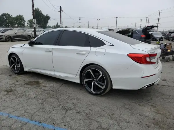 1HGCV1F3XJA267326 2018 HONDA ACCORD - Image 2