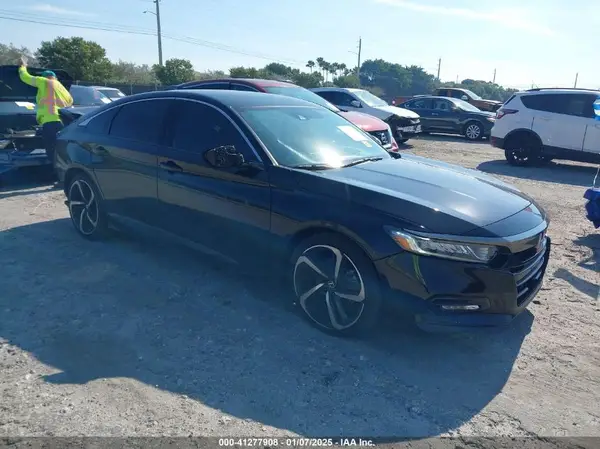 1HGCV1F3XJA269058 2018 HONDA ACCORD - Image 1