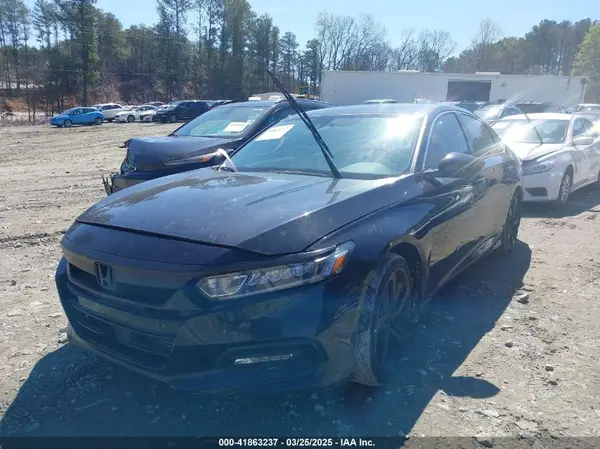 1HGCV1F3XJA738035 2018 HONDA ACCORD - Image 2