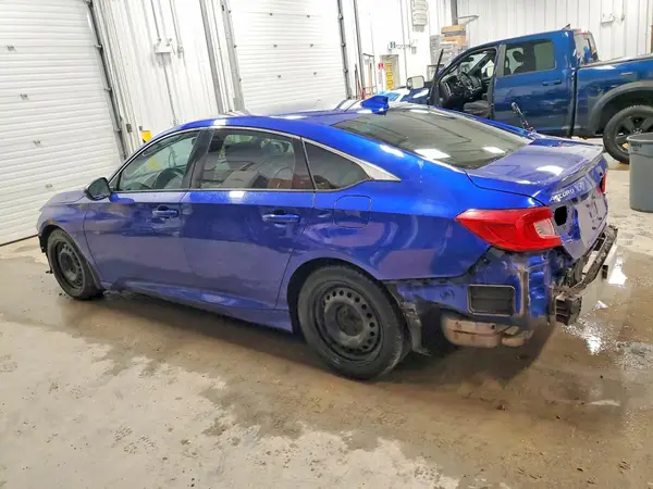 1HGCV1F3XJA808052 2018 HONDA ACCORD - Image 2