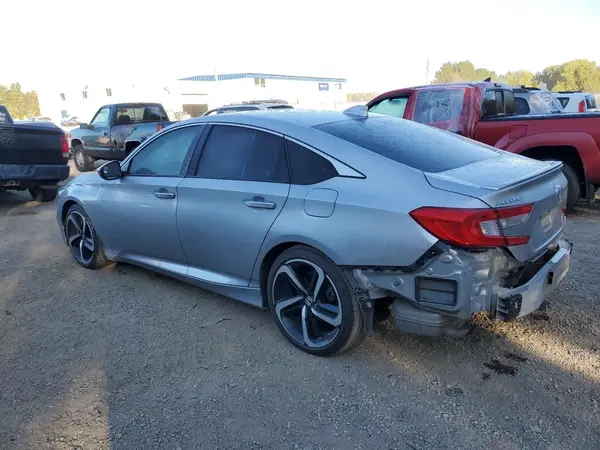 1HGCV1F3XJA810433 2018 HONDA ACCORD - Image 2