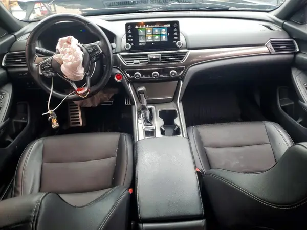 1HGCV1F3XJA811033 2018 HONDA ACCORD - Image 8