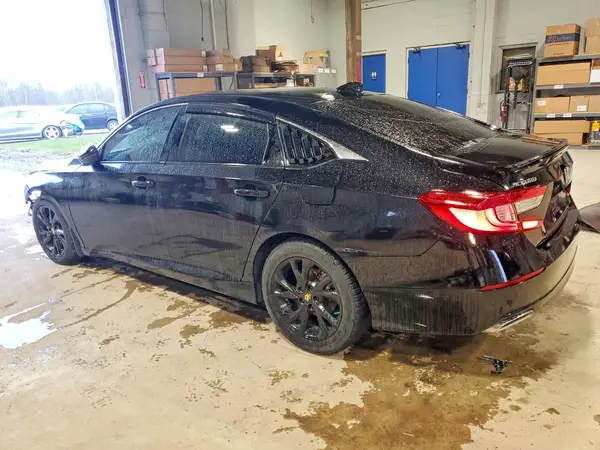 1HGCV1F3XJA811551 2018 HONDA ACCORD - Image 2