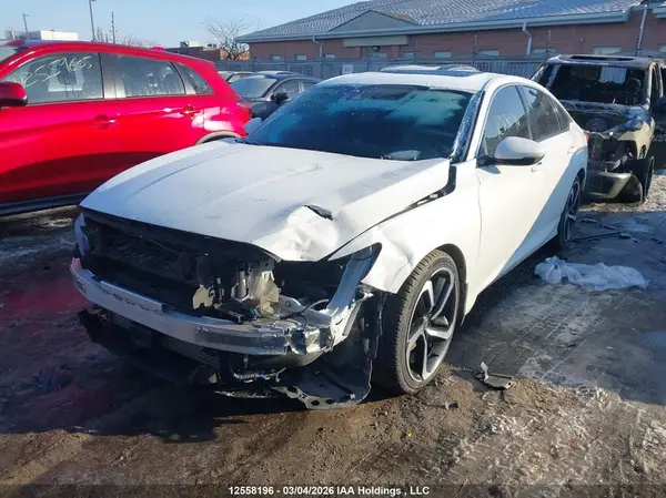 1HGCV1F3XJA811842 2018 HONDA ACCORD - Image 2