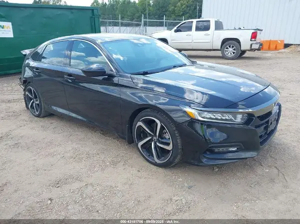 1HGCV1F3XKA004450 2019 HONDA ACCORD - Image 1