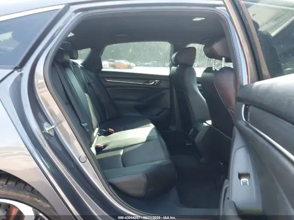 1HGCV1F3XKA036072 2019 HONDA ACCORD - Image 8