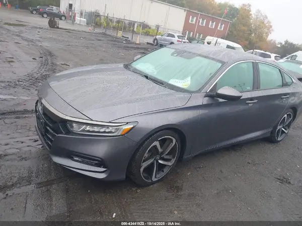 1HGCV1F3XKA038663 2019 HONDA ACCORD - Image 2