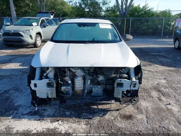 2019 HONDA ACCORD auction photo 6