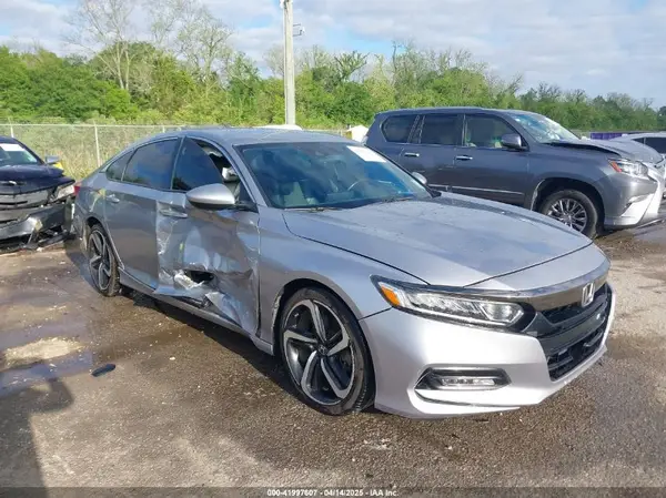 1HGCV1F3XKA043815 2019 HONDA ACCORD - Image 1