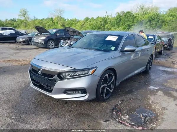 1HGCV1F3XKA043815 2019 HONDA ACCORD - Image 2