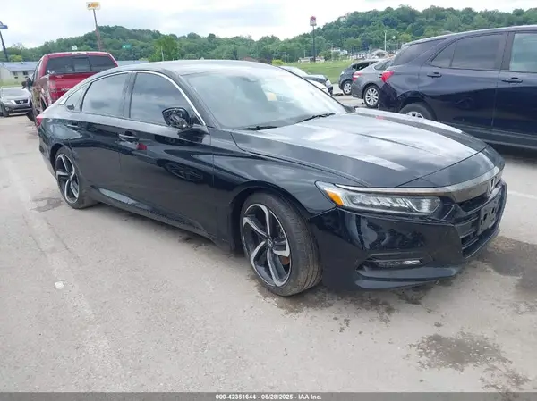 1HGCV1F3XKA057522 2019 HONDA ACCORD - Image 1