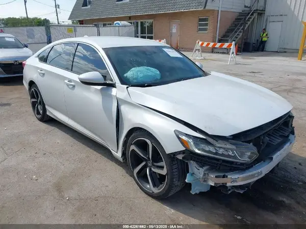 1HGCV1F3XKA066107 2019 HONDA ACCORD - Image 1