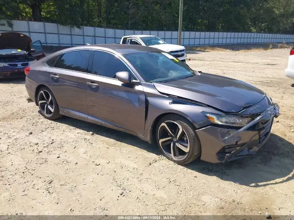 1HGCV1F3XKA069978 2019 HONDA ACCORD - Image 1
