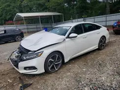 1HGCV1F3XKA107559 2019 HONDA ACCORD