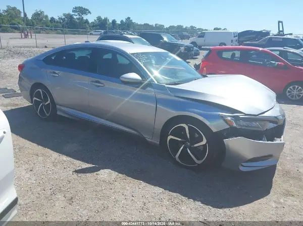 1HGCV1F3XKA146524 2019 HONDA ACCORD - Image 1