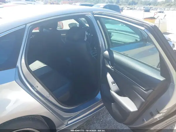 1HGCV1F3XKA146524 2019 HONDA ACCORD - Image 8