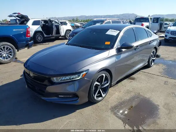 1HGCV1F3XKA147964 2019 HONDA ACCORD - Image 2