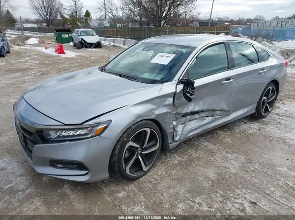 1HGCV1F3XKA153893 2019 HONDA ACCORD - Image 2