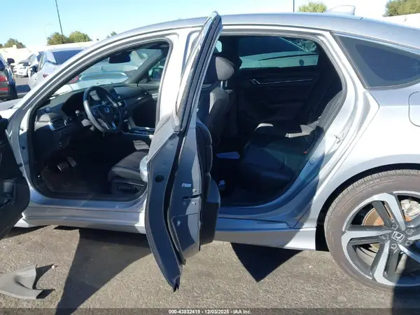 1HGCV1F3XKA153943 2019 HONDA ACCORD - Image 8