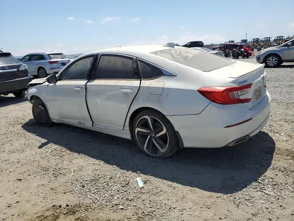 1HGCV1F3XKA156499 2019 HONDA ACCORD - Image 2