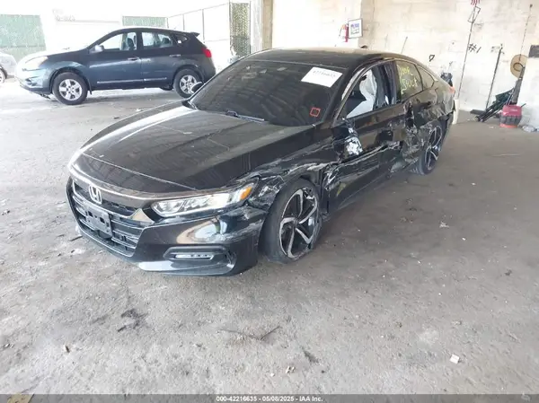 1HGCV1F3XKA166546 2019 HONDA ACCORD - Image 2