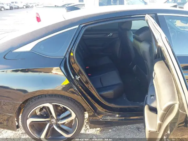 1HGCV1F3XKA171780 2019 HONDA ACCORD - Image 8