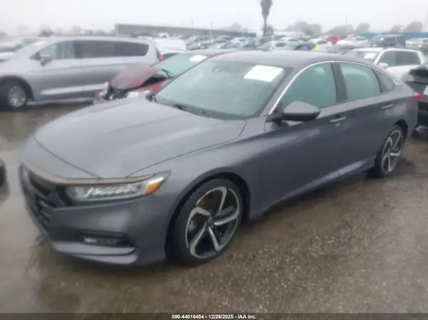 1HGCV1F3XLA028796 2020 HONDA ACCORD - Image 2