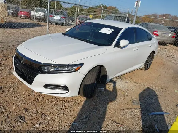 1HGCV1F3XLA047705 2020 HONDA ACCORD - Image 2