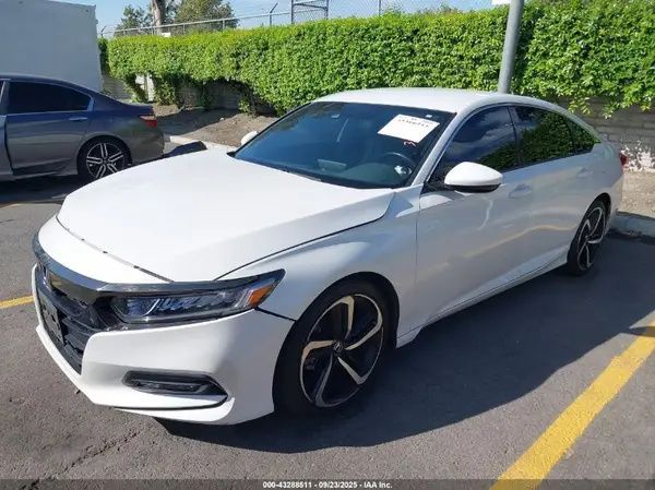 1HGCV1F3XLA107272 2020 HONDA ACCORD - Image 2
