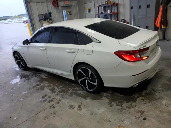 1HGCV1F3XLA131653 2020 HONDA ACCORD - Image 2