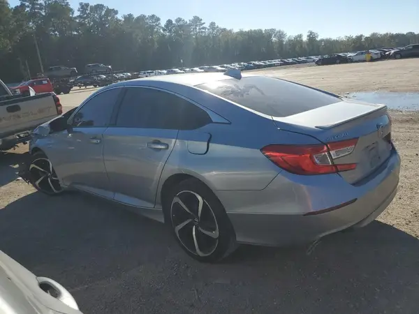 1HGCV1F3XLA137372 2020 HONDA ACCORD - Image 2