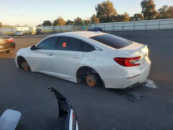 1HGCV1F3XLA147447 2020 HONDA ACCORD - Image 2
