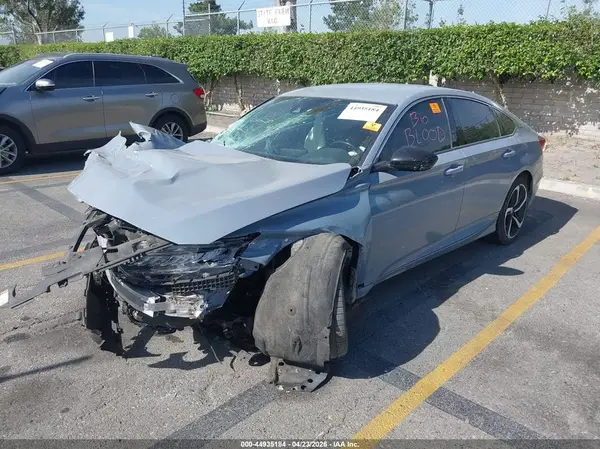 1HGCV1F3XNA021897 2022 HONDA ACCORD - Image 2