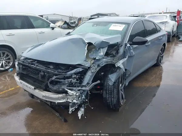 1HGCV1F3XNA030647 2022 HONDA ACCORD - Image 2