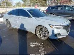1HGCV1F3XNA064605 2022 HONDA ACCORD