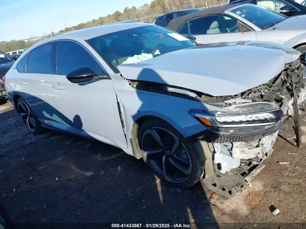 1HGCV1F3XNA107498 2022 HONDA ACCORD - Image 1